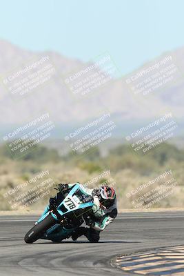 media/Jan-15-2026-Racers Edge (Thu) [[dfebeb70ab]]/2-A Group/Session 3 (Turn 16)/